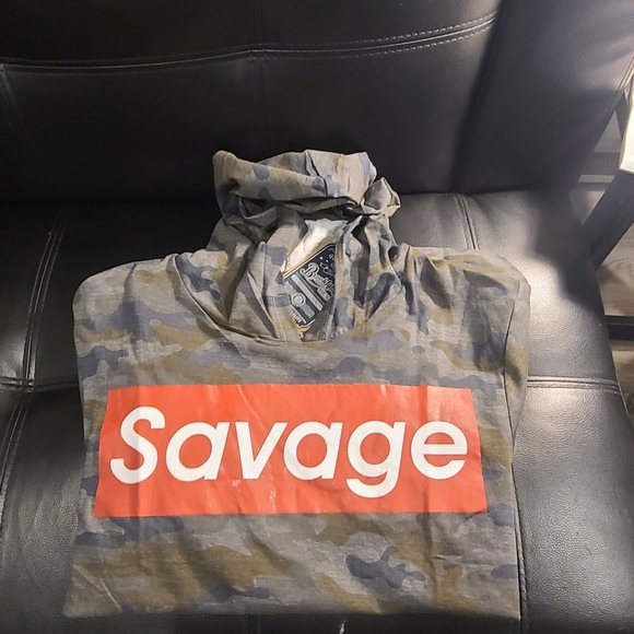 XL short sleeve hoddie - Picture 2 of 4